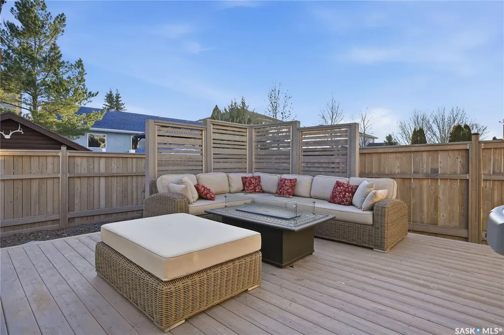 8531 Thurston Crescent Regina SK S4Y 1A2