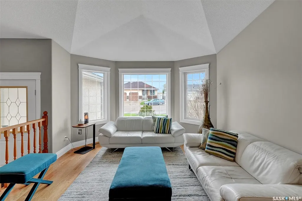 8531 Thurston Crescent Regina SK S4Y 1A2