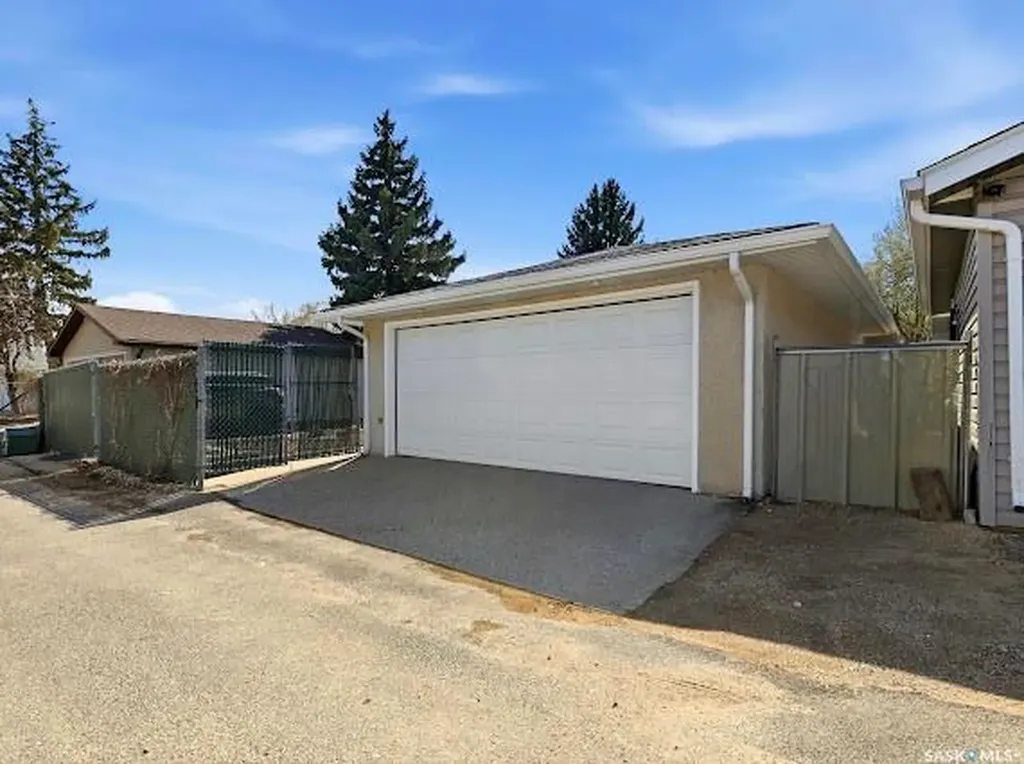 661 Dalgliesh Drive Regina SK S4R 6R1