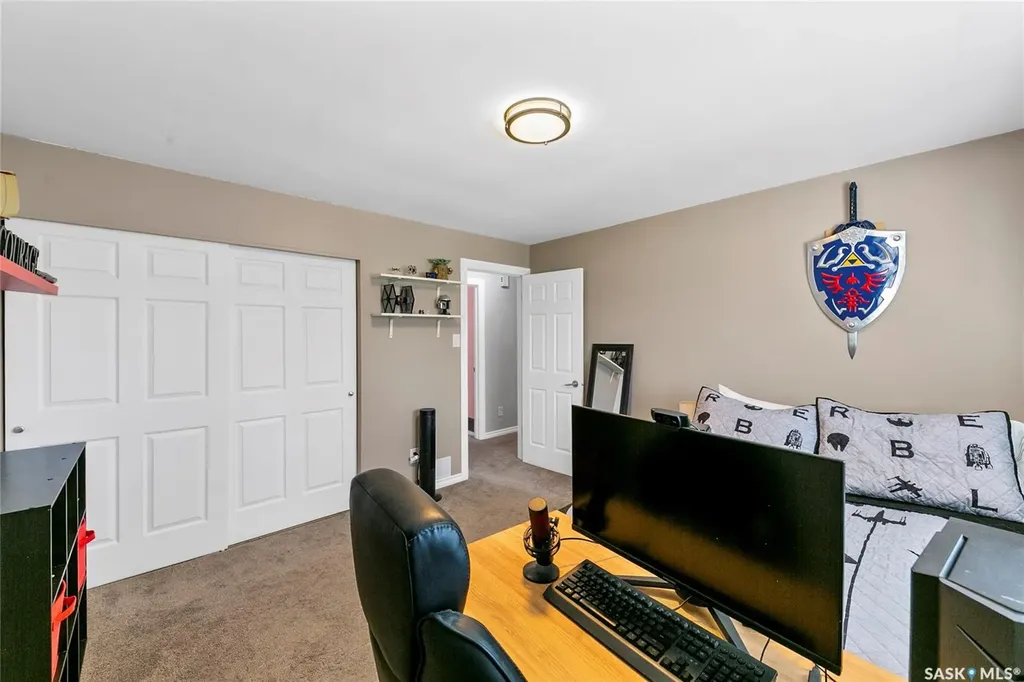 1206 Flexman Crescent N Regina SK S4X 2Y8