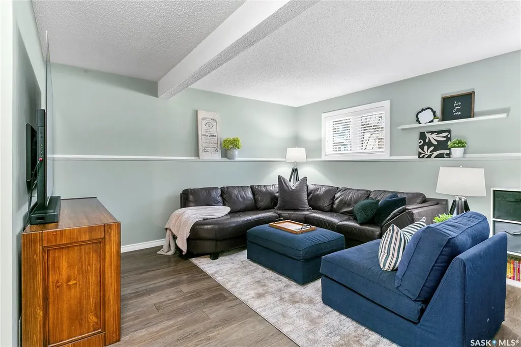 1206 Flexman Crescent N Regina SK S4X 2Y8