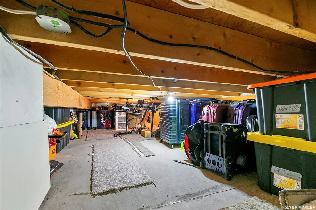 1206 Flexman Crescent N Regina SK S4X 2Y8