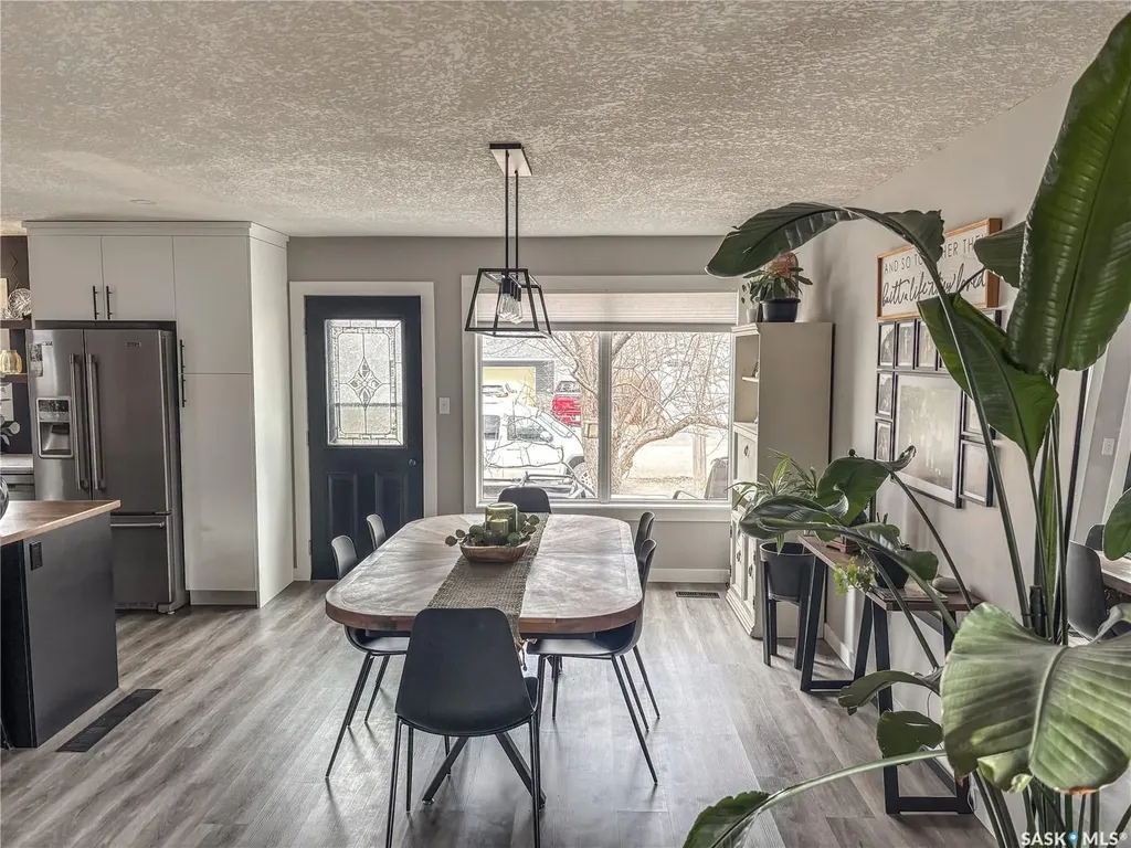 812 Qu'appelle Street Grenfell SK S0G 2B0