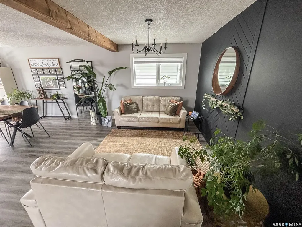 812 Qu'appelle Street Grenfell SK S0G 2B0