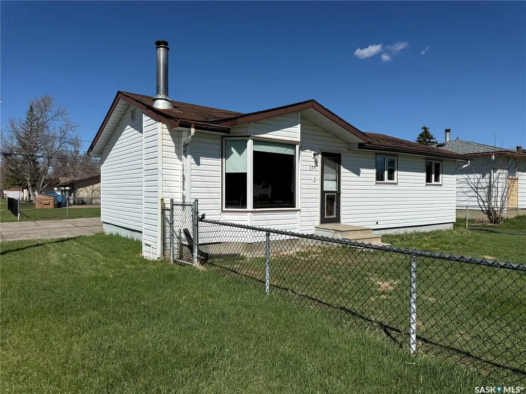 578 4th Avenue W Melville SK S0A 2P0