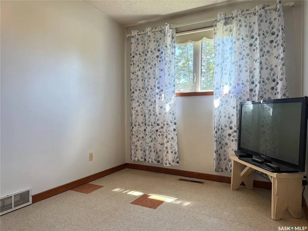 578 4th Avenue W Melville SK S0A 2P0