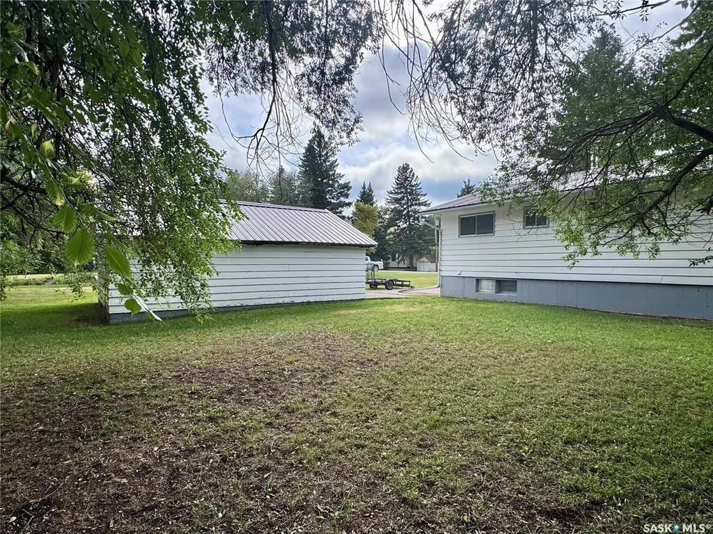 917 Galt Street Whitewood SK S0G 5C0