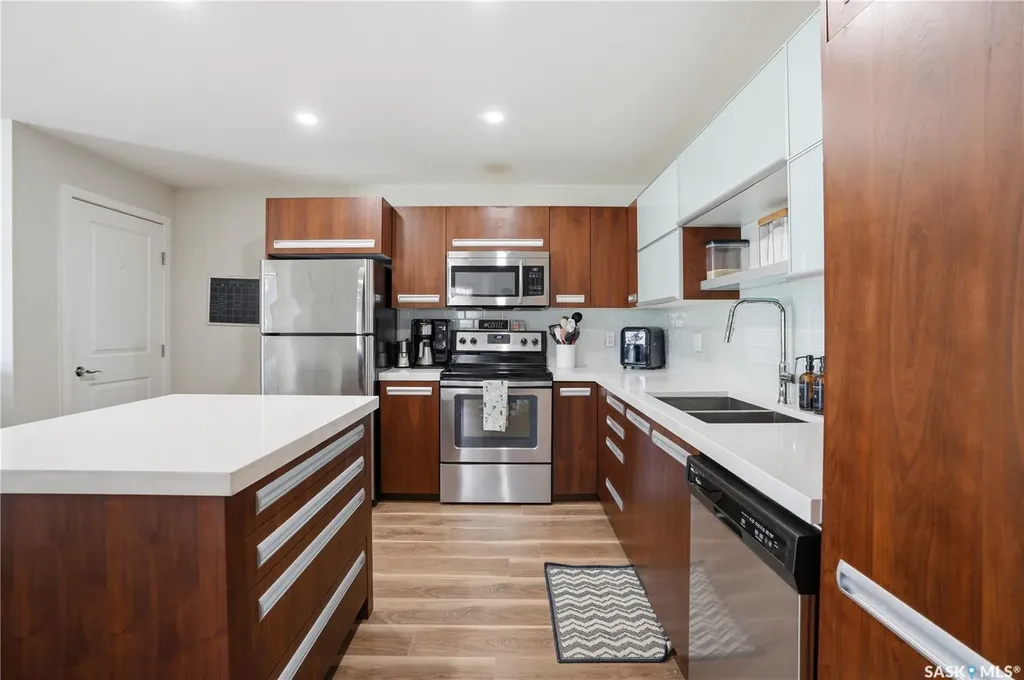 1015 Patrick Crescent Saskatoon SK S7W 0M3