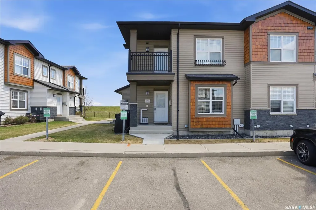 1015 Patrick Crescent Saskatoon SK S7W 0M3