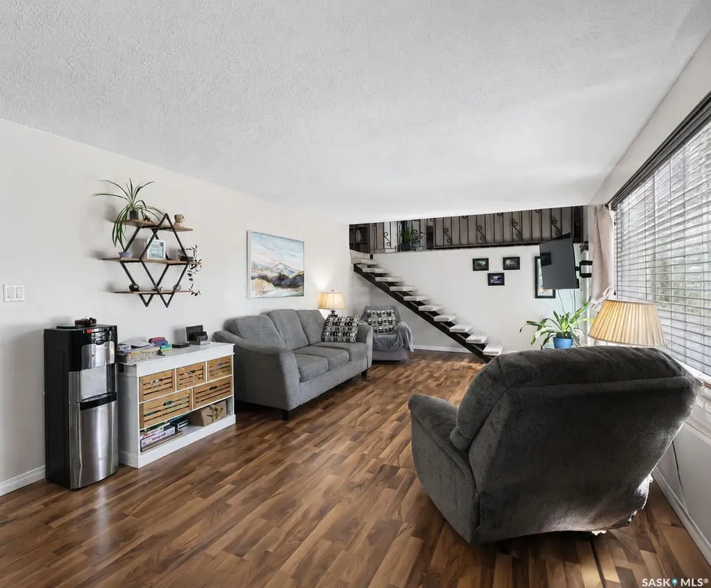 312 20th Street E Prince Albert SK S6V 1K8