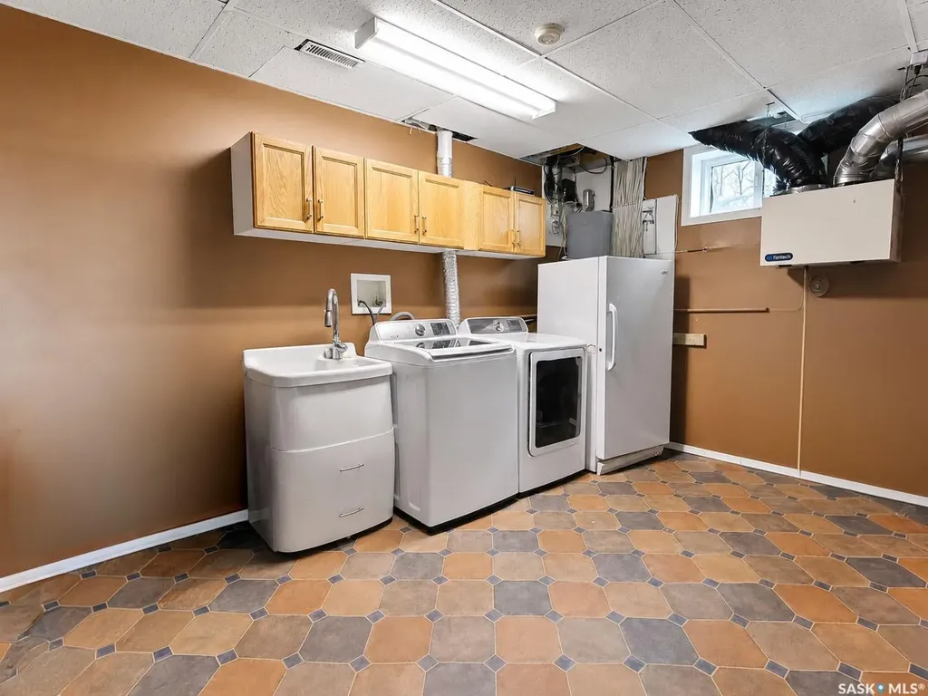 312 20th Street E Prince Albert SK S6V 1K8