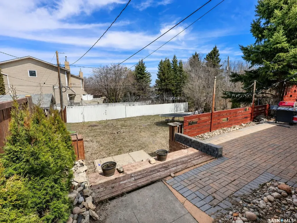 312 20th Street E Prince Albert SK S6V 1K8