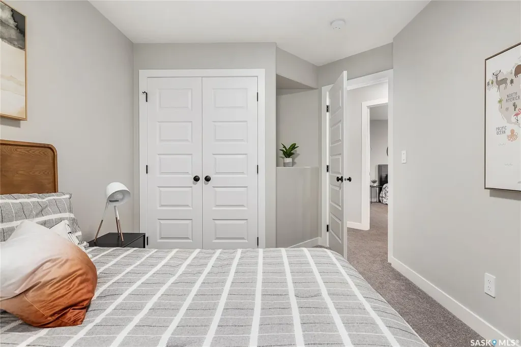325 Cockcroft Street Saskatoon SK S7V 1Y9