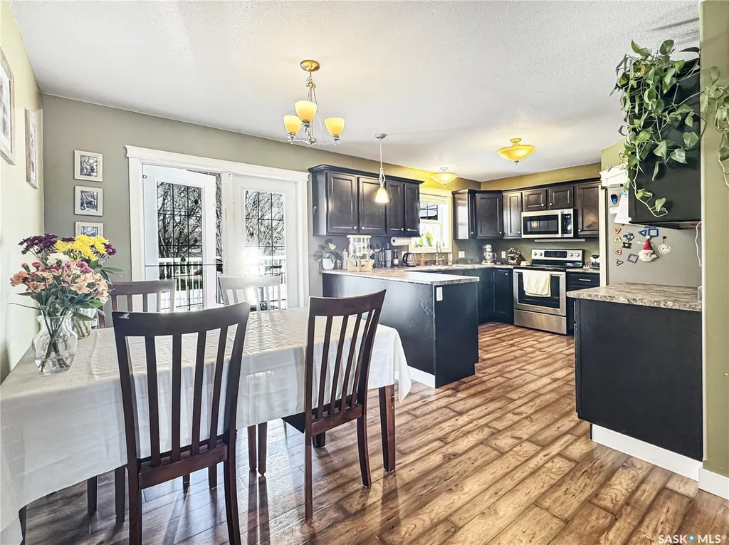 1742 93rd Street North Battleford SK S9A 0C8