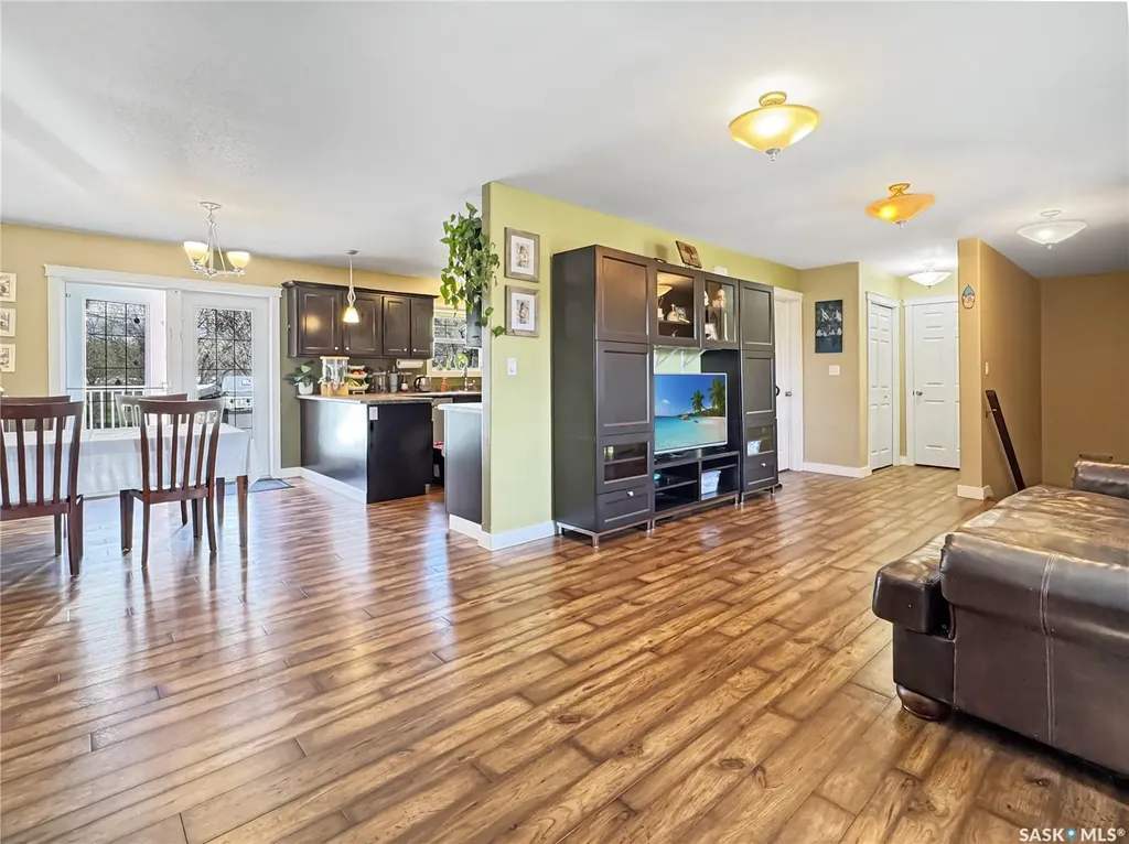 1742 93rd Street North Battleford SK S9A 0C8