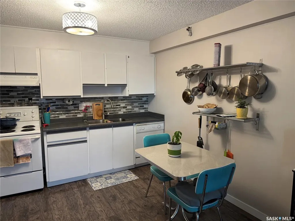 111 St Lawrence Crescent Saskatoon SK S7K 1G7