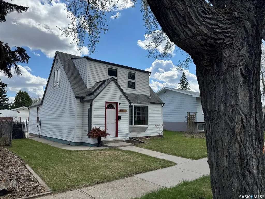 312 1st Street E Saskatoon SK S7H 1S2