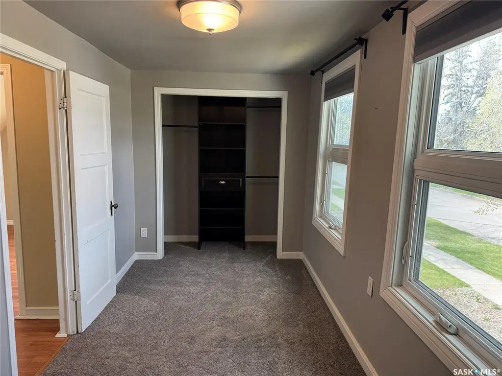 312 1st Street E Saskatoon SK S7H 1S2