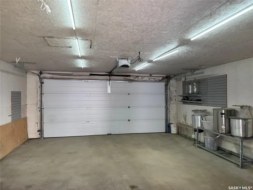312 1st Street E Saskatoon SK S7H 1S2