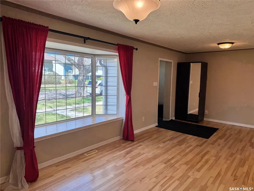 312 1st Street E Saskatoon SK S7H 1S2