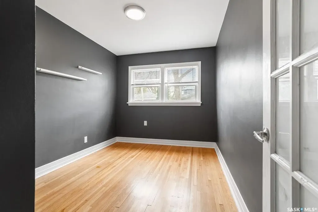 2111 Queen Street Regina SK S4T 4C4