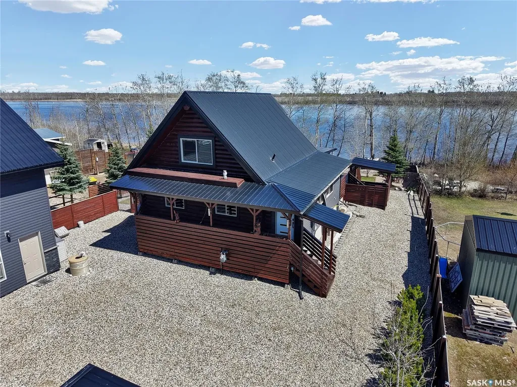 43 Lakeshore Drive Three Lakes Rm No. 400 SK S0K 2X0