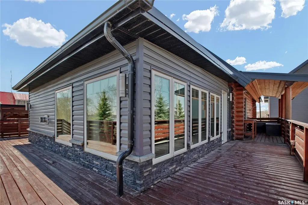 43 Lakeshore Drive Three Lakes Rm No. 400 SK S0K 2X0
