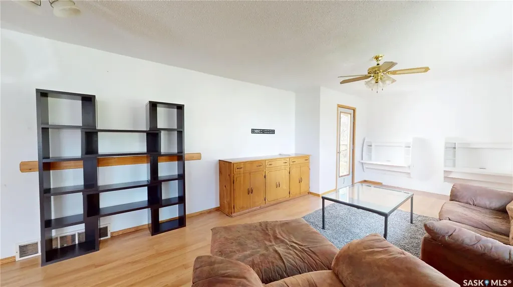 105 Pipestone Avenue Wawota SK S0G 5A0