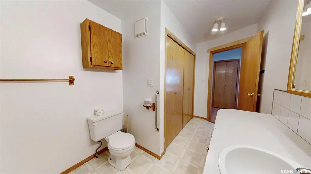 105 Pipestone Avenue Wawota SK S0G 5A0