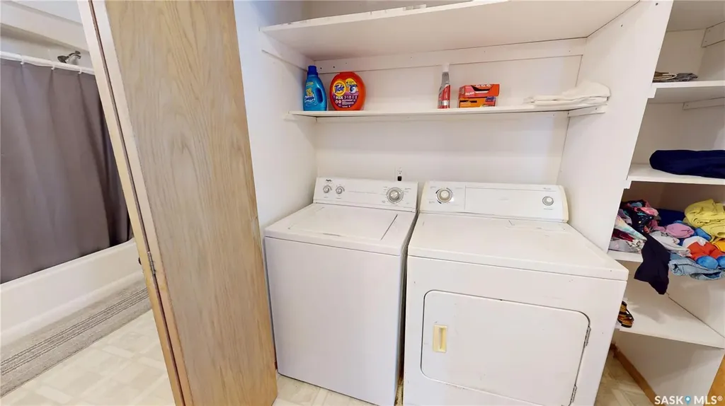 105 Pipestone Avenue Wawota SK S0G 5A0