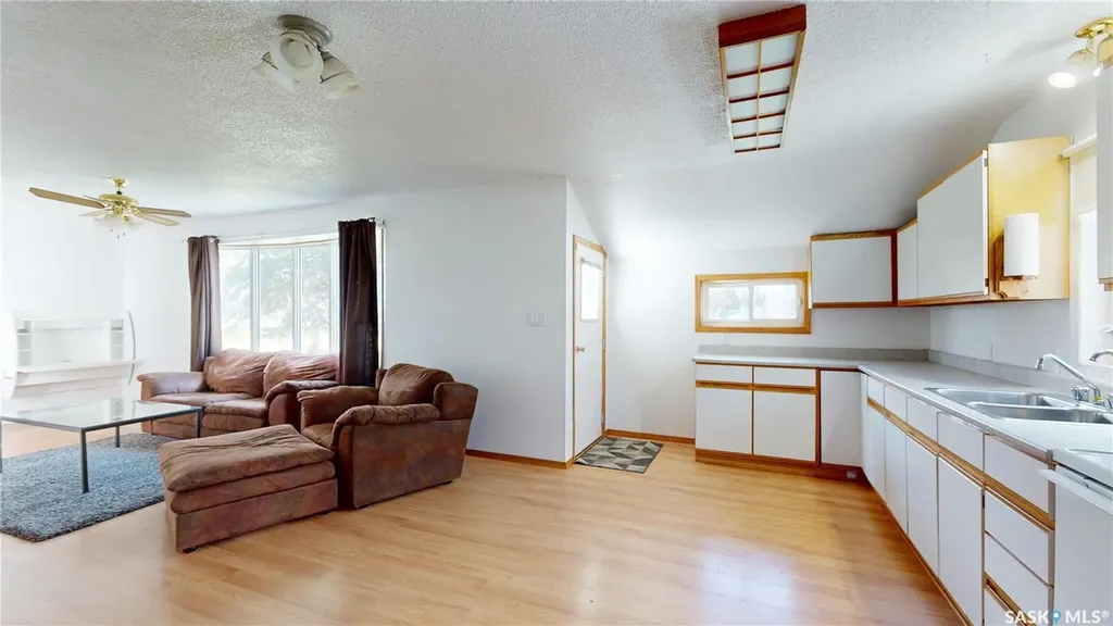 105 Pipestone Avenue Wawota SK S0G 5A0