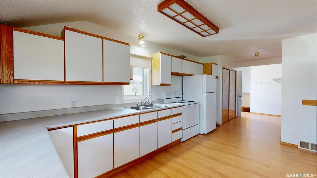 105 Pipestone Avenue Wawota SK S0G 5A0