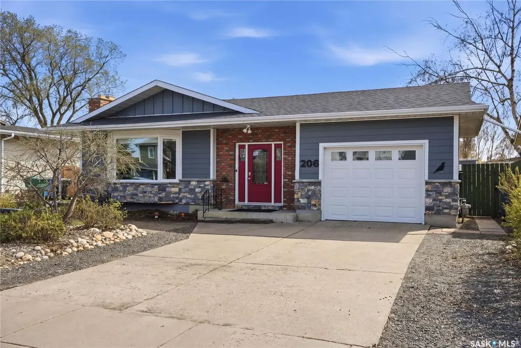 206 La Loche Terrace Saskatoon SK S7K 4R9