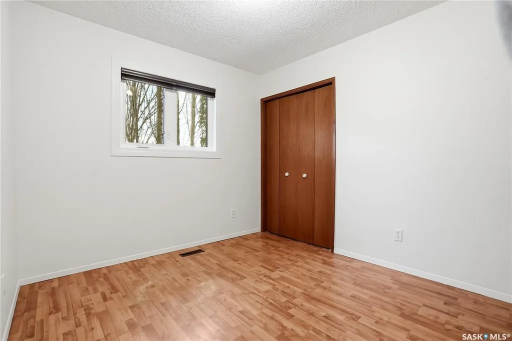 155 J.j. Thiessen Crescent Saskatoon SK S7K 5N9