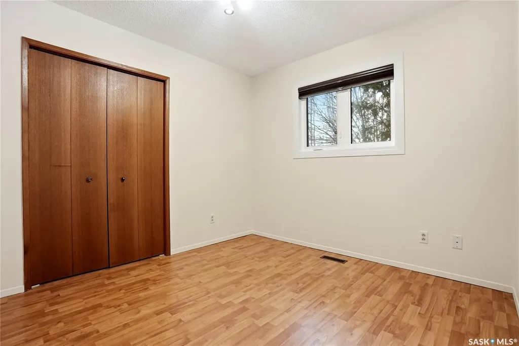 155 J.j. Thiessen Crescent Saskatoon SK S7K 5N9