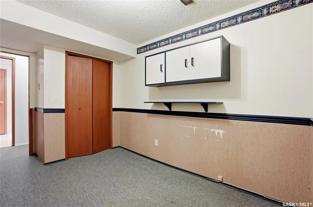155 J.j. Thiessen Crescent Saskatoon SK S7K 5N9