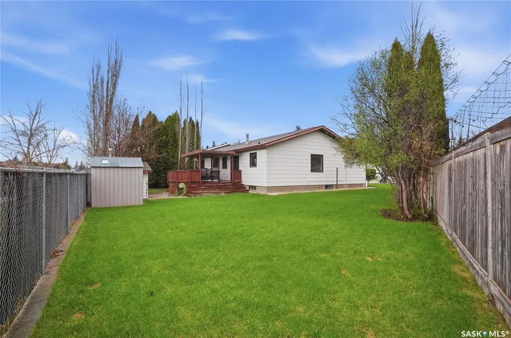 155 J.j. Thiessen Crescent Saskatoon SK S7K 5N9