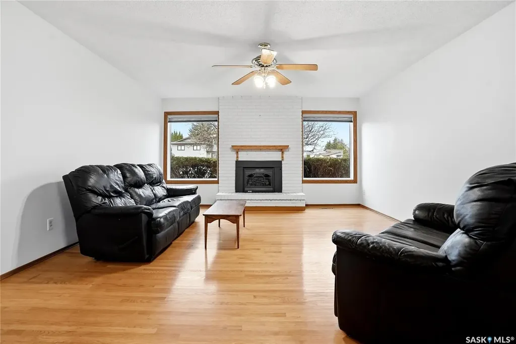 155 J.j. Thiessen Crescent Saskatoon SK S7K 5N9