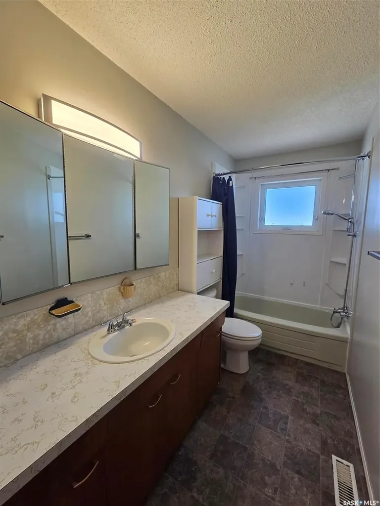 1005 Anderson Street Grenfell SK S0G 2B0
