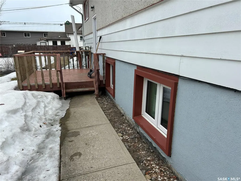 206 Burns Avenue W Melfort SK S0E 1A0