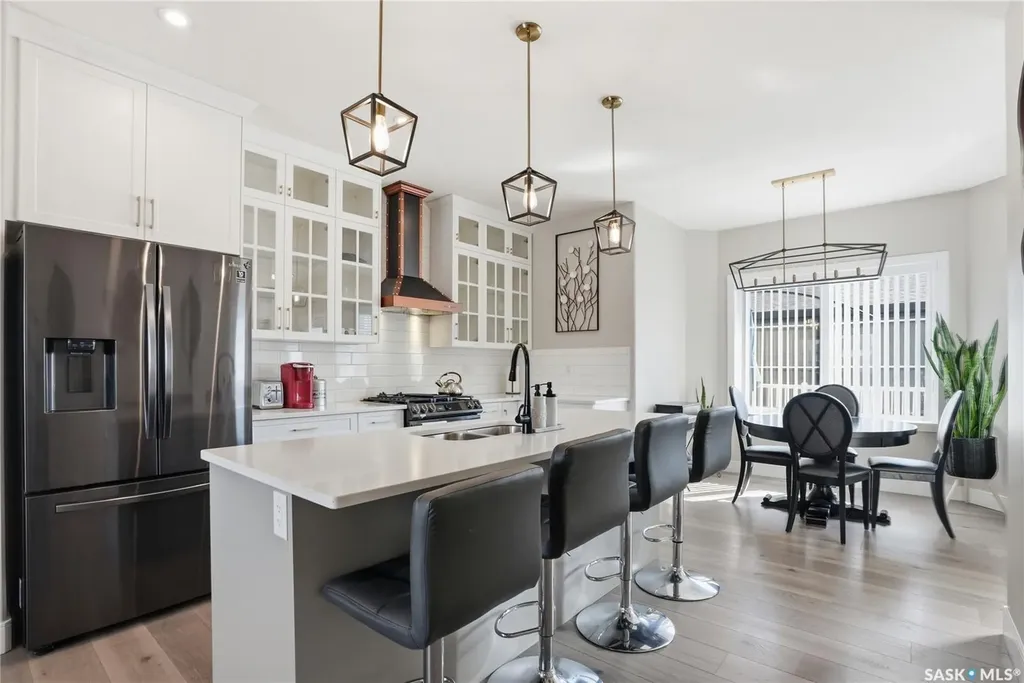 703 Underhill Lane Saskatoon SK S7V 0N2