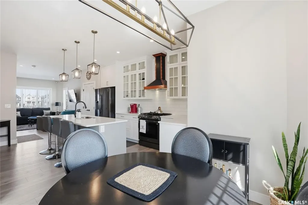 703 Underhill Lane Saskatoon SK S7V 0N2