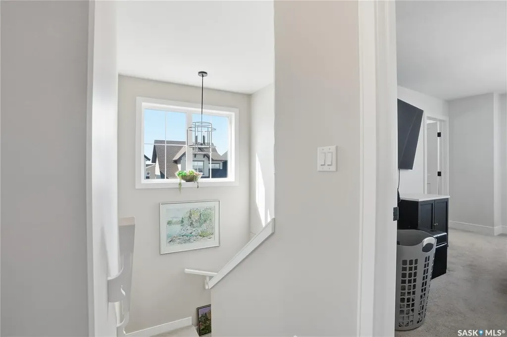703 Underhill Lane Saskatoon SK S7V 0N2