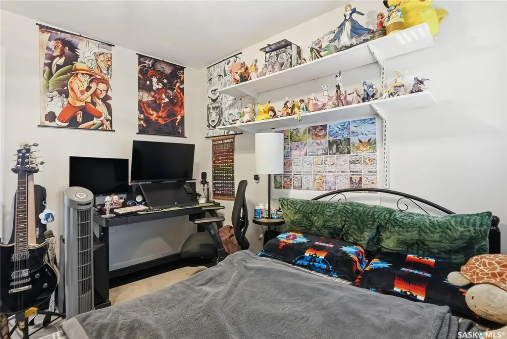 703 Underhill Lane Saskatoon SK S7V 0N2