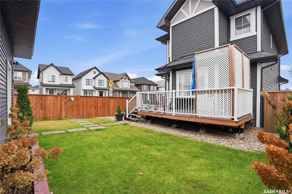703 Underhill Lane Saskatoon SK S7V 0N2