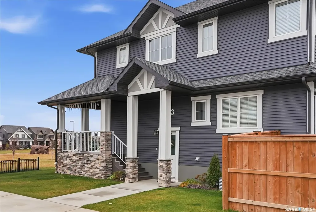 703 Underhill Lane Saskatoon SK S7V 0N2