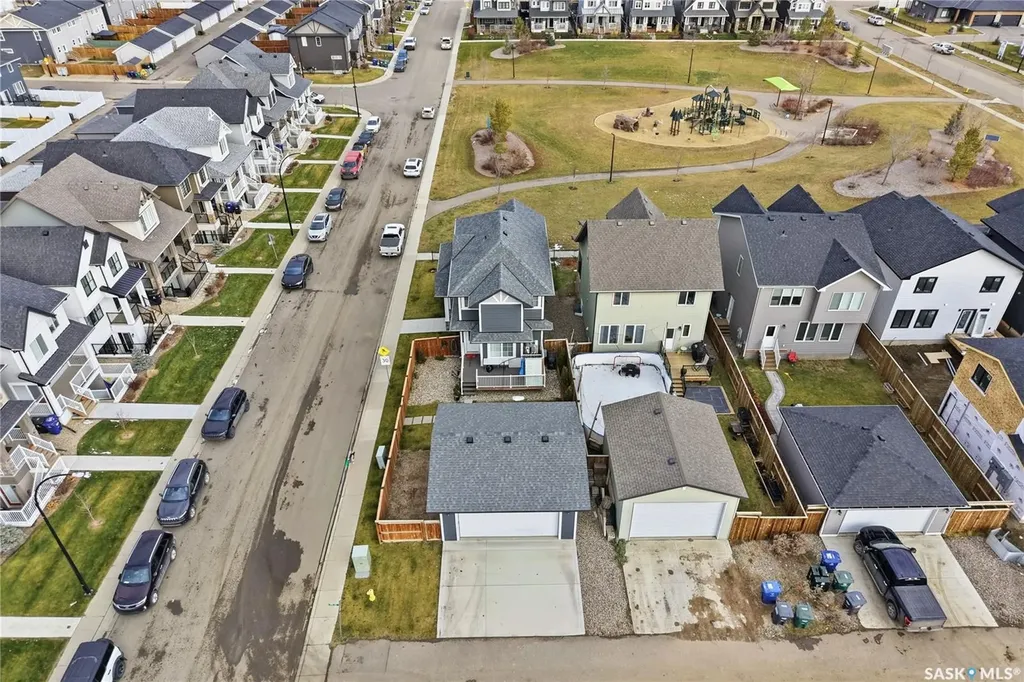 703 Underhill Lane Saskatoon SK S7V 0N2