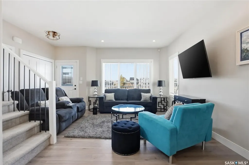 703 Underhill Lane Saskatoon SK S7V 0N2