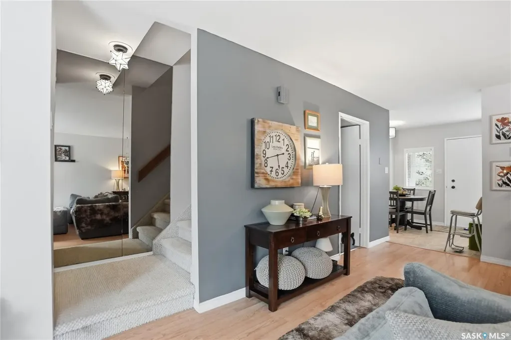 425 Pinehouse Drive Saskatoon SK S7K 5K2