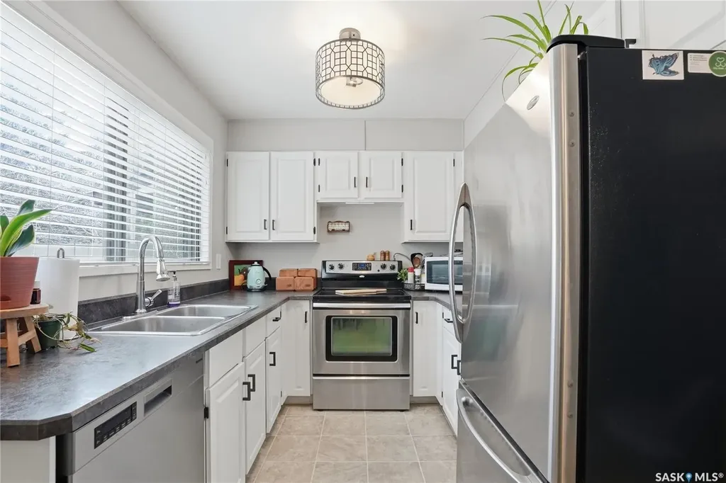 425 Pinehouse Drive Saskatoon SK S7K 5K2